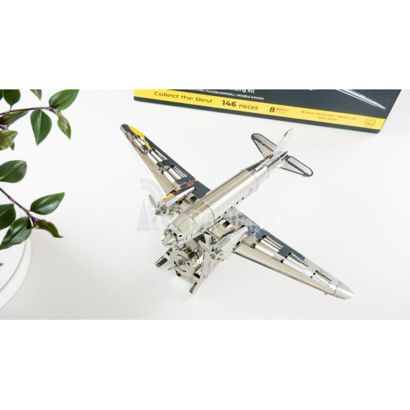 Ocelová stavebnice Remerkable Douglas DC-3