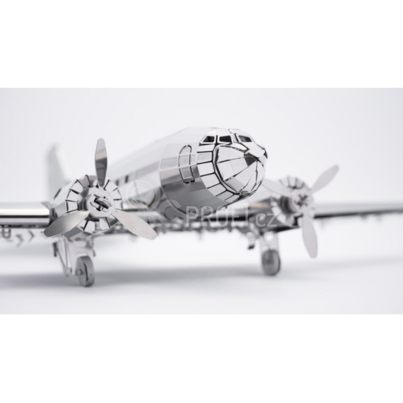 Ocelová stavebnice Remerkable Douglas DC-3