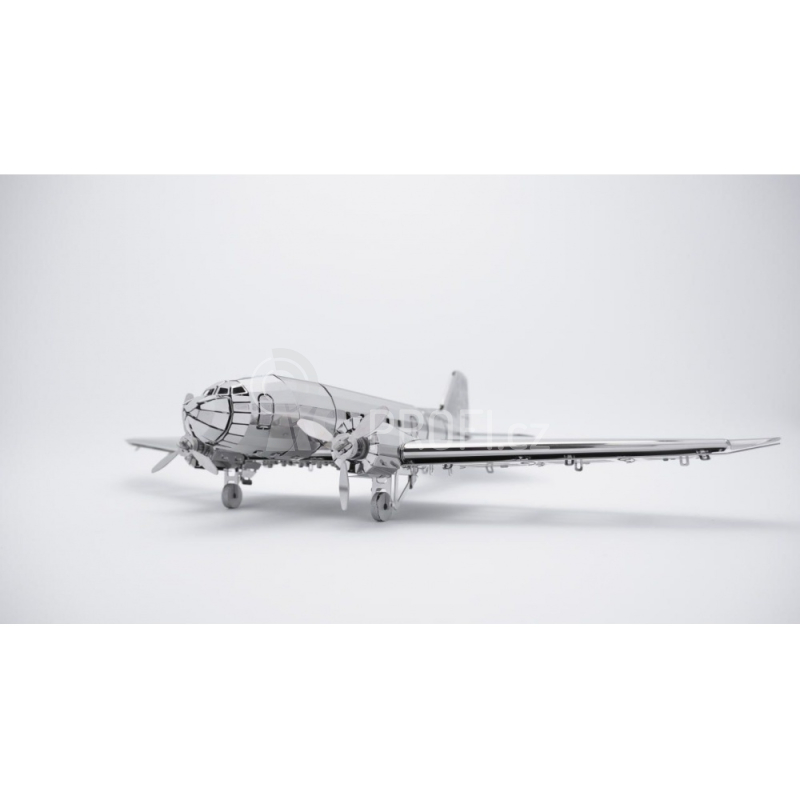 Ocelová stavebnice Remerkable Douglas DC-3