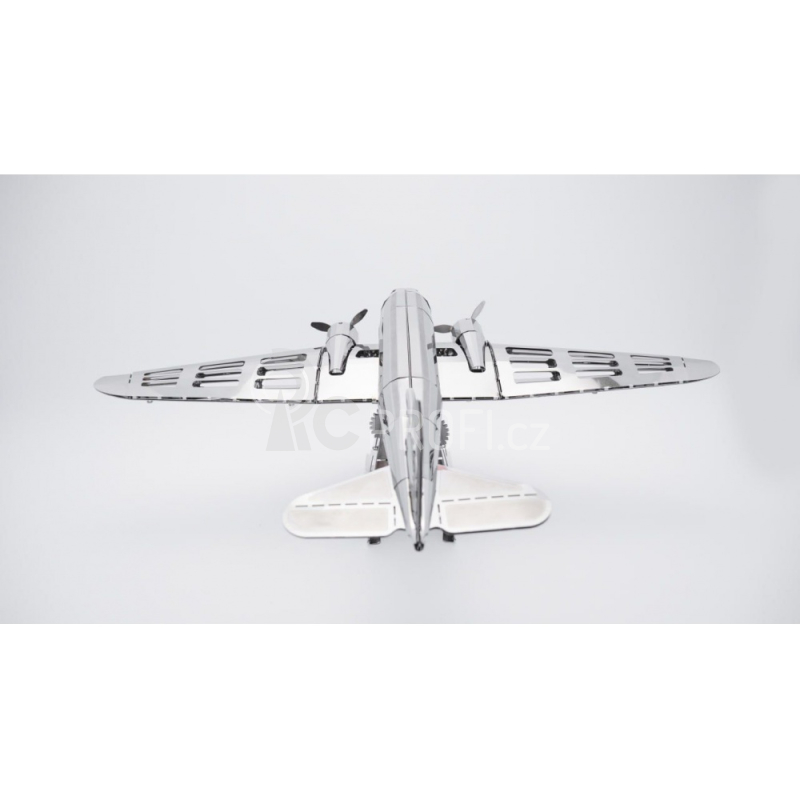 Ocelová stavebnice Remerkable Douglas DC-3