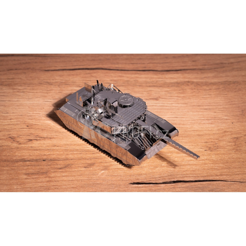 Ocelová stavebnice tank Oplot T-84