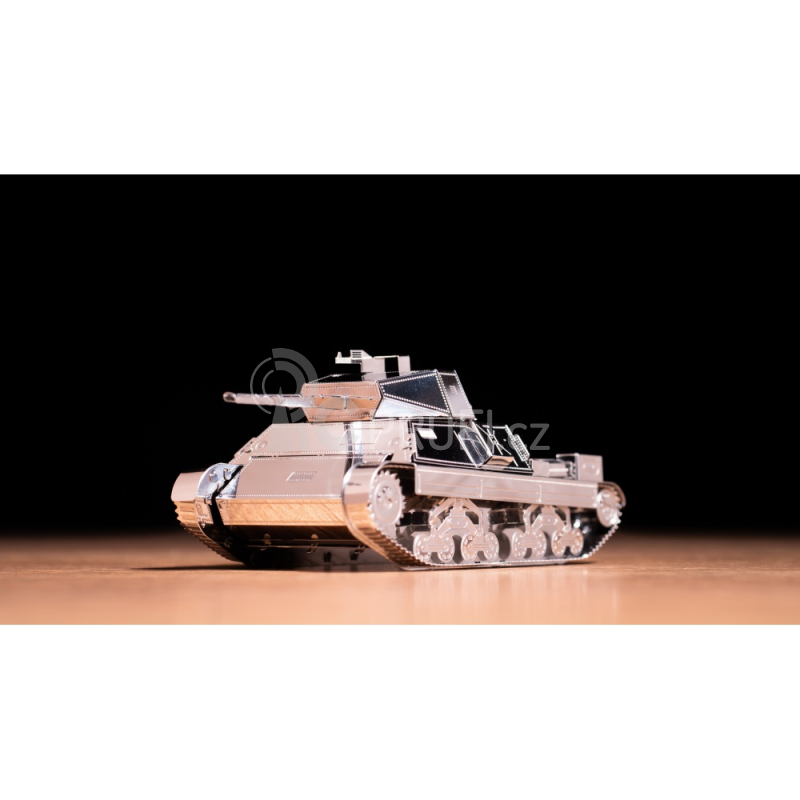 Ocelová stavebnice tank P 26/40