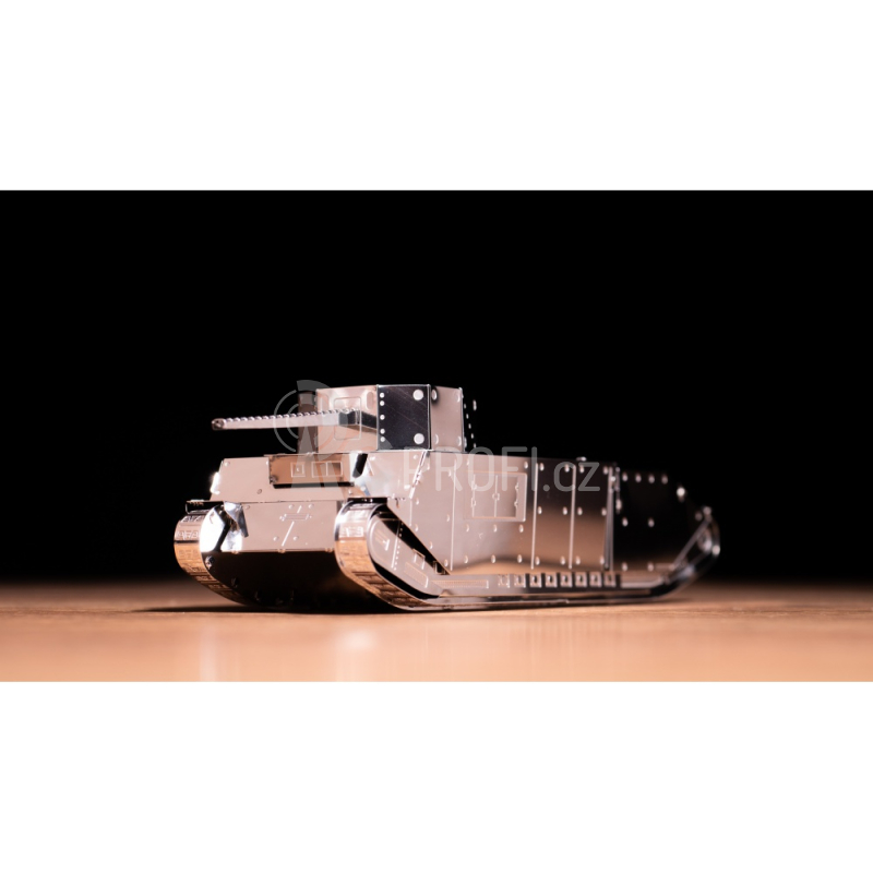 Ocelová stavebnice tank TOG II