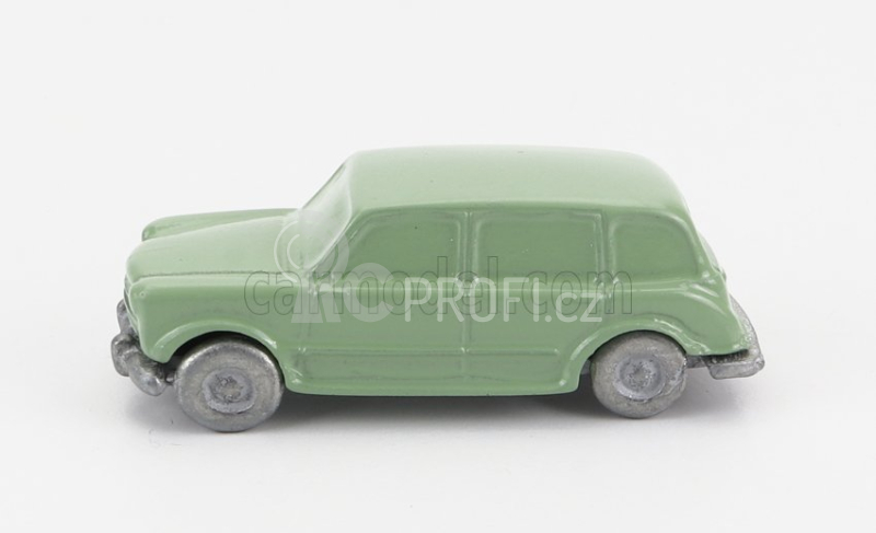 Officina-942 Fiat 1100/103 Familiare Sw Station Wagon 1954 1:76 Světle Zelená