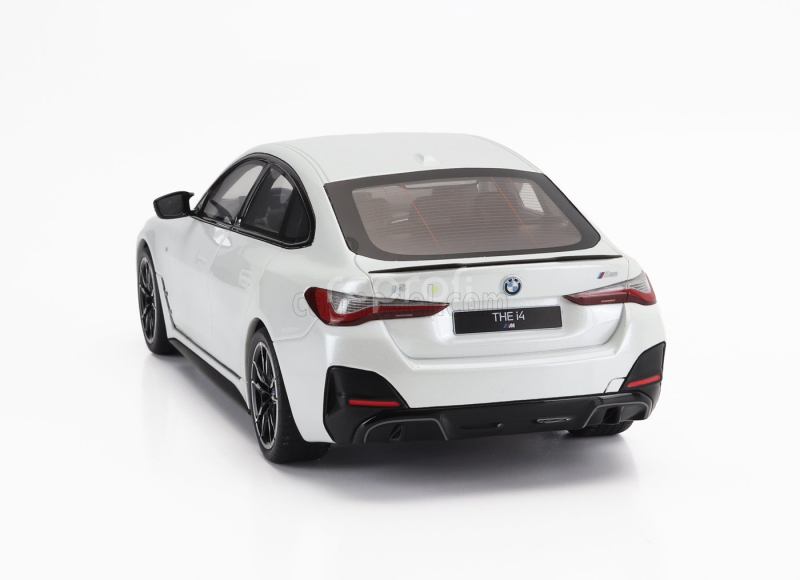 Otto-mobile BMW 4-series I4 M50 (g26) 2022 1:18 Bílý Met