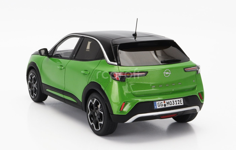 Otto-mobile Opel Mokka E Gs Line 2021 1:18 Zelená