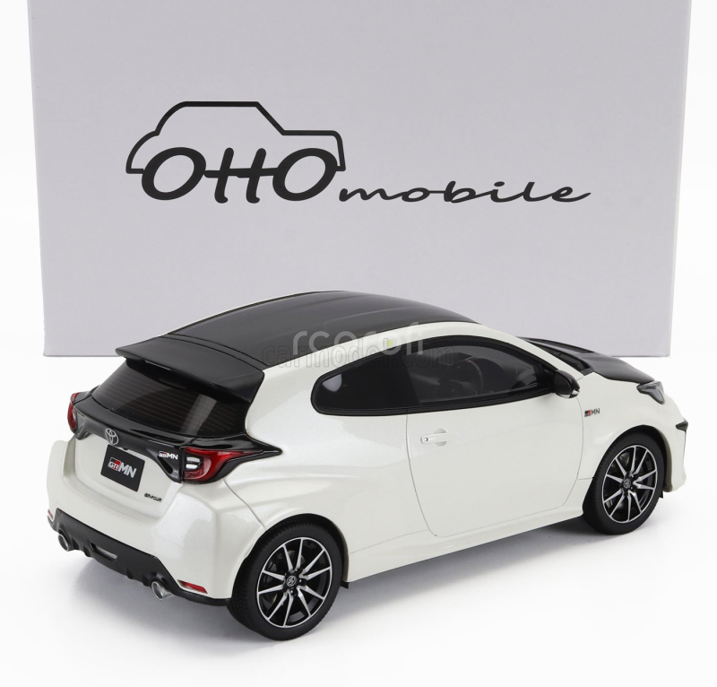 Otto-mobile Toyota Yaris Grmn Rally Package 2022 1:18 Bílá Černá