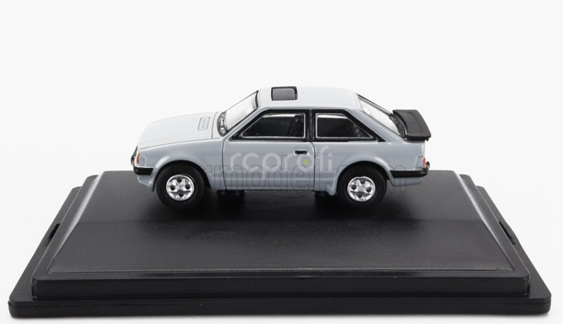 Oxford-models Ford england Escort Mkiii 1985 1:76 Grey