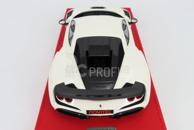 Peako Novitec F8 N-largo 2021 1:18 Bílá