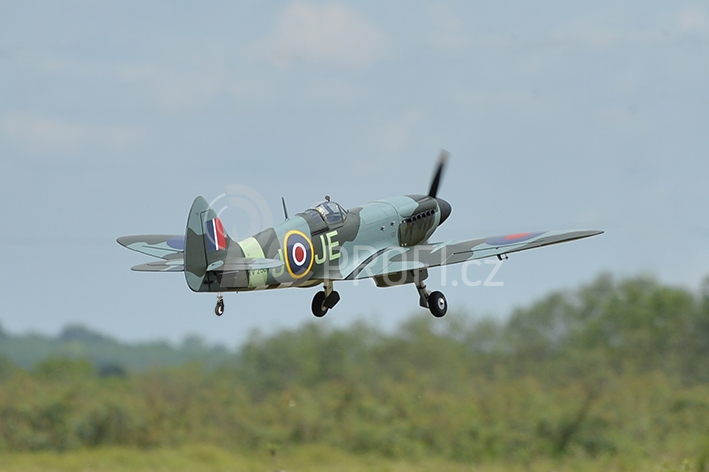 PH171 Spitfire FR Mk.XIV 2410mm ARF