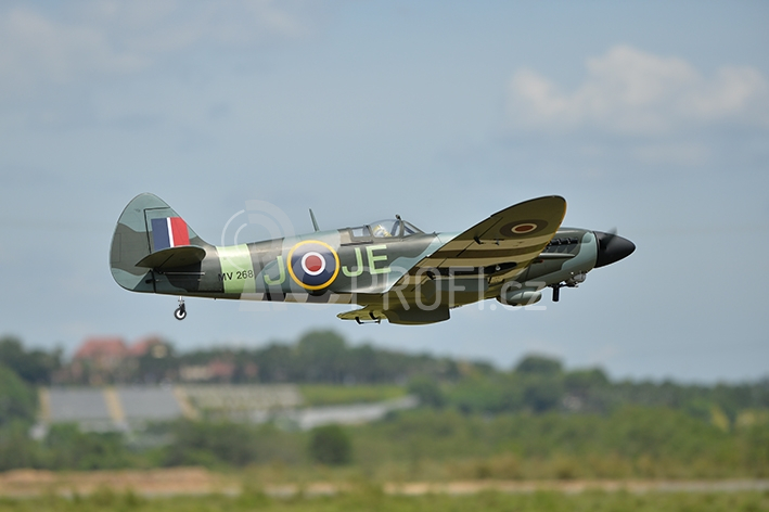 PH171 Spitfire FR Mk.XIV 2410mm ARF