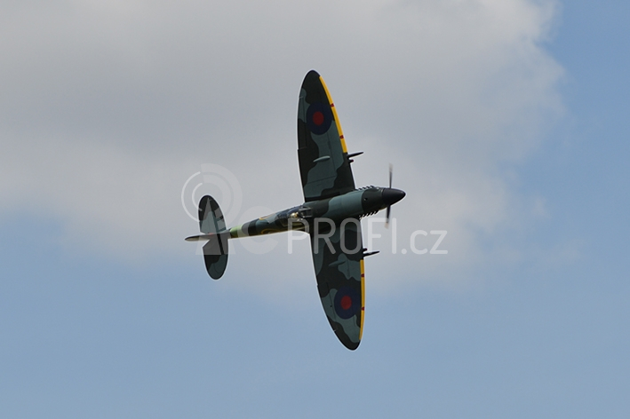 PH171 Spitfire FR Mk.XIV 2410mm ARF