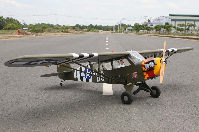RC letadlo Piper L-4 Grasshopper 1/5 2,29m