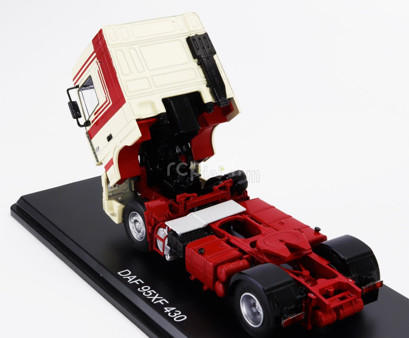 Premium classixxs DAF 95xf 430 Tractor Truck 2-assi 1997 1:43 Cream Red