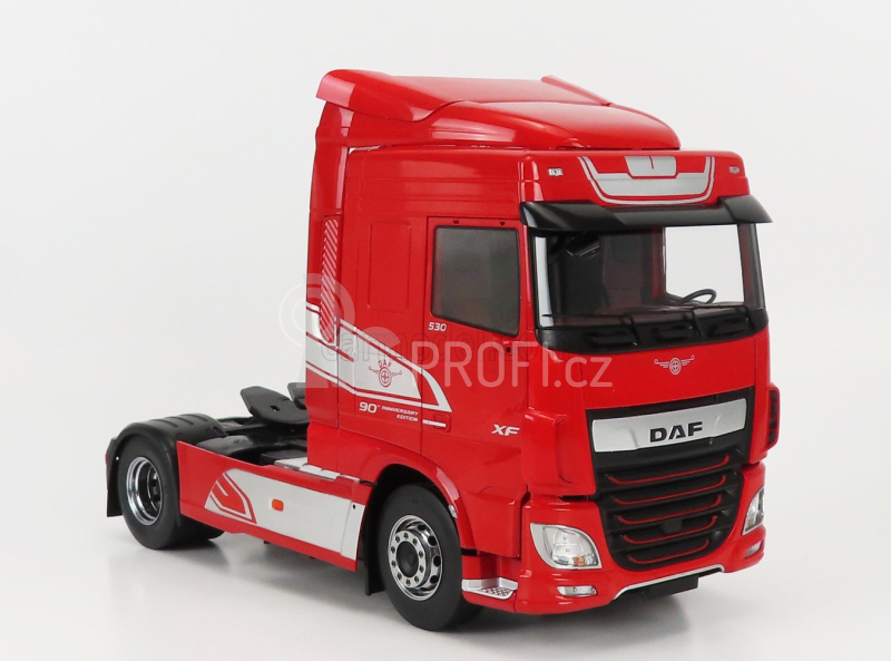 Premium classixxs DAF Xf Space Cab Tractor Truck 2-assi 2018 1:18 Červená Bílá