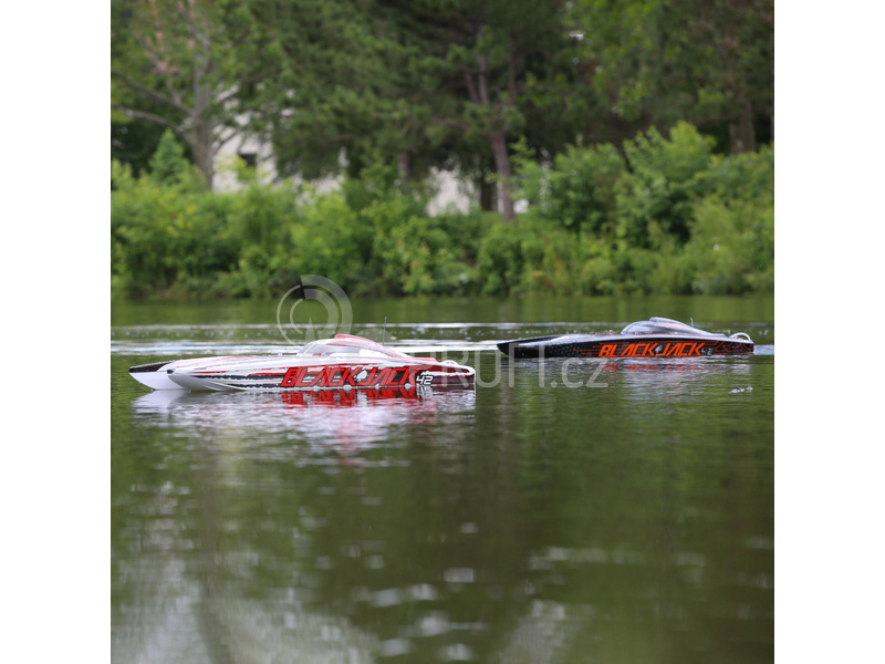 RC loď Proboat Blackjack 42, červená