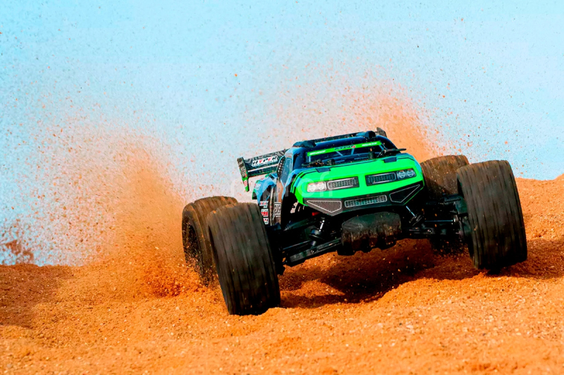 RC auto PUNISHER-4 Monster Truck 4WD 3-4S RTR, modrá