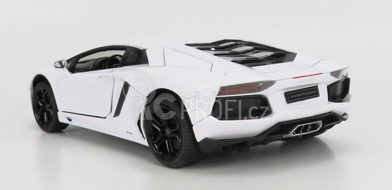 Rastar Lamborghini Aventador Lp700-4 2011 1:18 Bílá