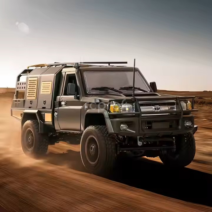 RC auto Land Cruiser Supertourer Toyota, černá