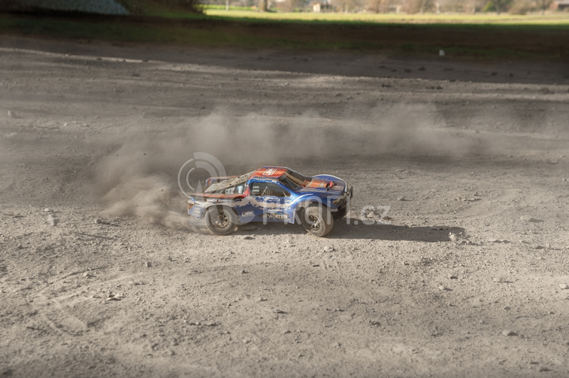 RC auto LRP S10 Twister 2wd SC