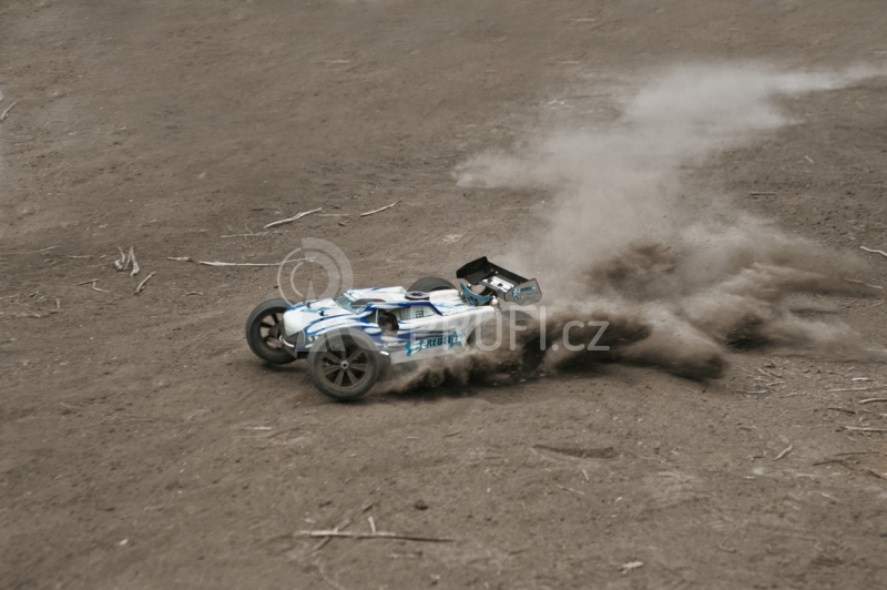 RC auto LRP S8 Rebel TX