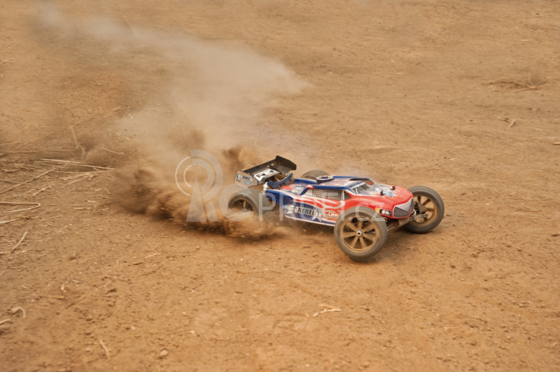 RC auto LRP S8 Rebel TX