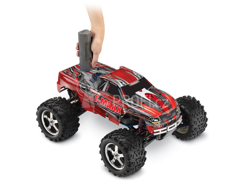 RC auto Traxxas Nitro T-Maxx 