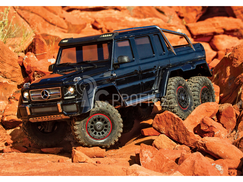 RC auto Traxxas TRX-6 Mercedes G 63 6x6 1:10 TQi RTR, černá