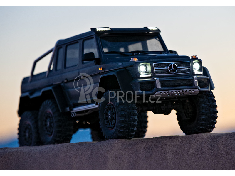 RC auto Traxxas TRX-6 Mercedes G 63 6x6 1:10 TQi RTR, černá