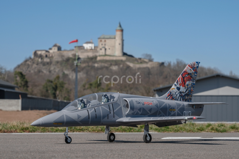 RC letadlo KAVAN L-39 Skyfox 1088mm, bílá