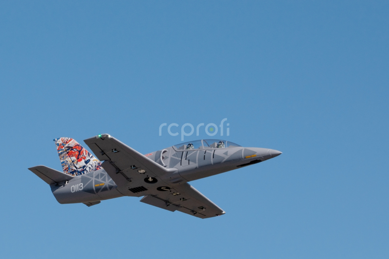 RC letadlo KAVAN L-39 Skyfox 1088mm, bílá