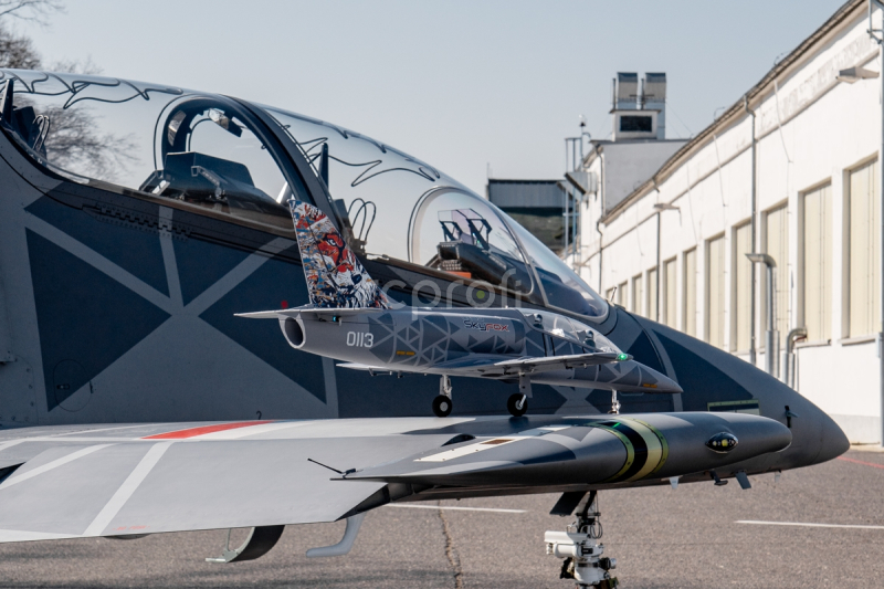 RC letadlo KAVAN L-39 Skyfox 1088mm, bílá