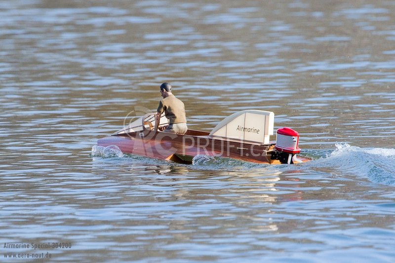 RC loď Airmarine Special 685mm stavebnice