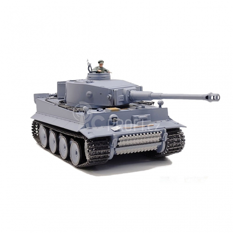 RC tank v dřevěném kufru Tiger I