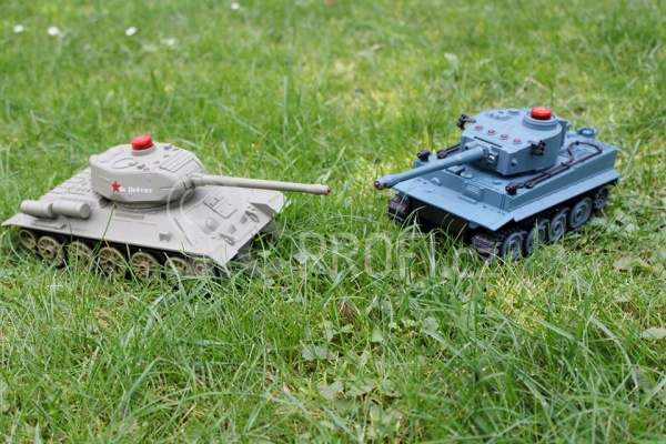 RC tanky German Tiger a ruský T34