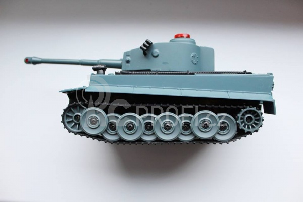 RC tanky German Tiger a ruský T34