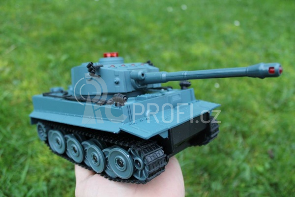 RC tanky German Tiger a ruský T34