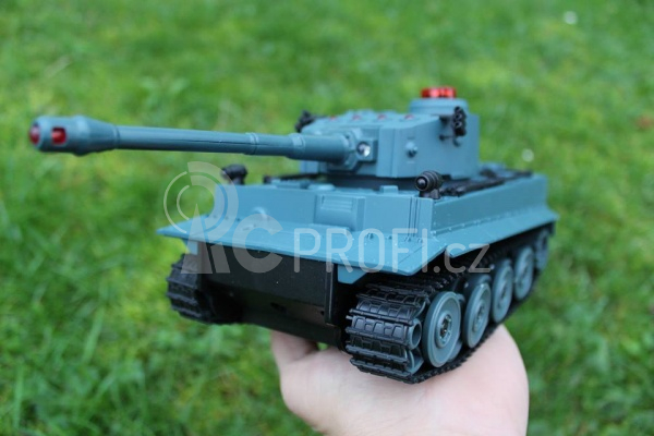 RC tanky German Tiger a ruský T34