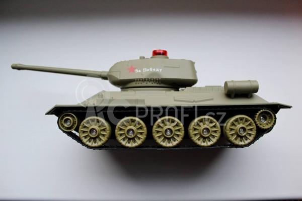 RC tanky German Tiger a ruský T34