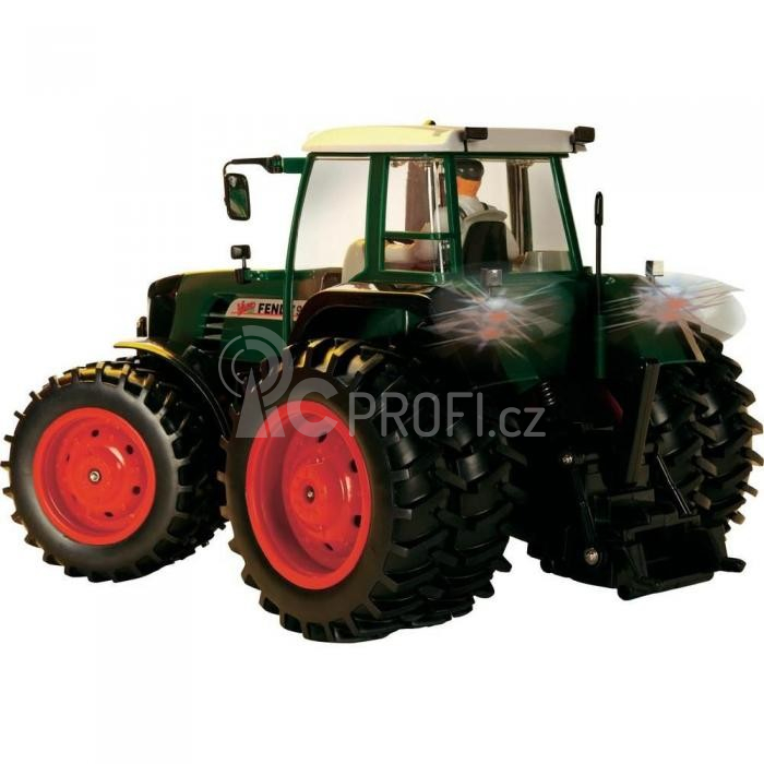 RC traktor Fendt 930 Vario s dvojitými koly