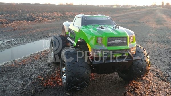 RC voděodolný Monster truck 1:10