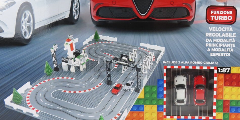 Re-el toys Alfa romeo Pista Componibile - With 2x Giulia Quadrifoglio Slot Cars - Lego Compatibile 1:87 /
