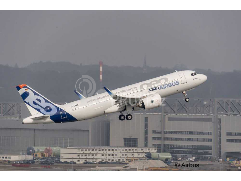 Revell Airbus A320neo Lufthansa (1:144) (sada)