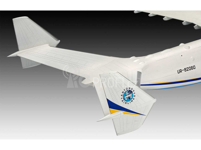 Revell Antonov An-225 Mrija (1:144)