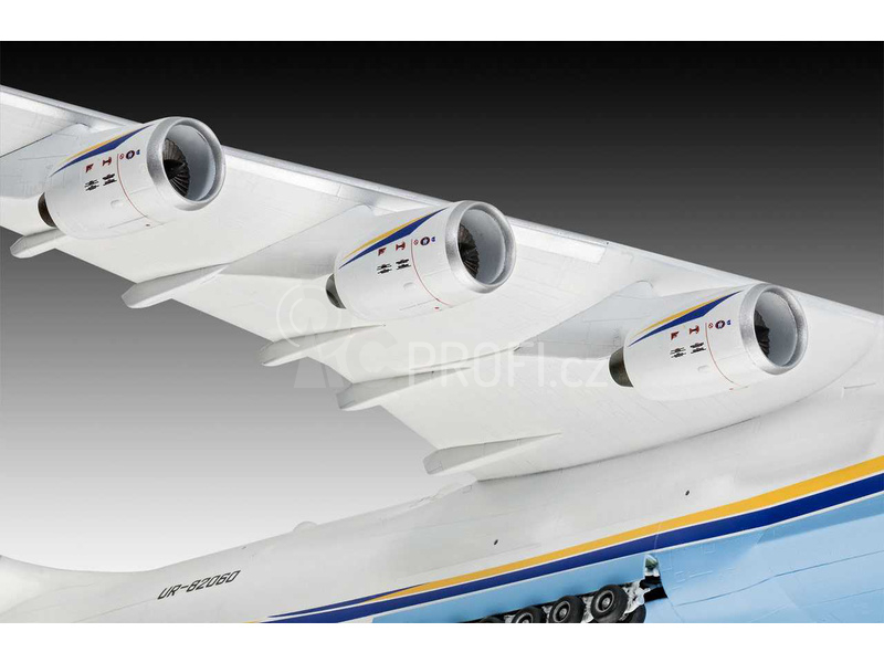 Revell Antonov An-225 Mrija (1:144)