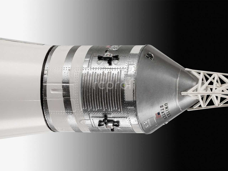 Revell Apollo 11 - Saturn V (1:96)