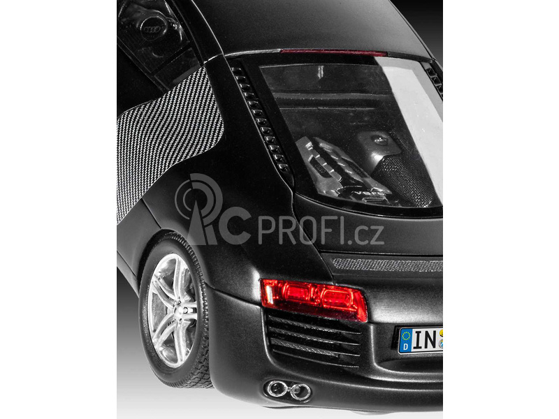 Revell Audi R8 (1:24) (sada)