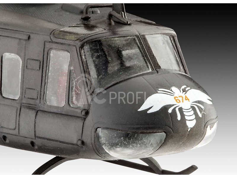 Revell Bell UH-1H Gunship (1:100)