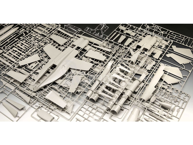 Revell Boeing F/A-18F Super Hornet (1:32)