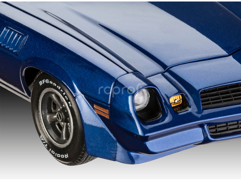 Revell Chevrolet Camaro Z/28 (1:25) (giftset)